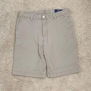 Vineyard Vines Men's Light Khaki Flat-Front Shorts